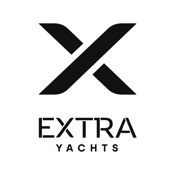 Logo EXTRA Yachts con simbolo a X e nome del marchio